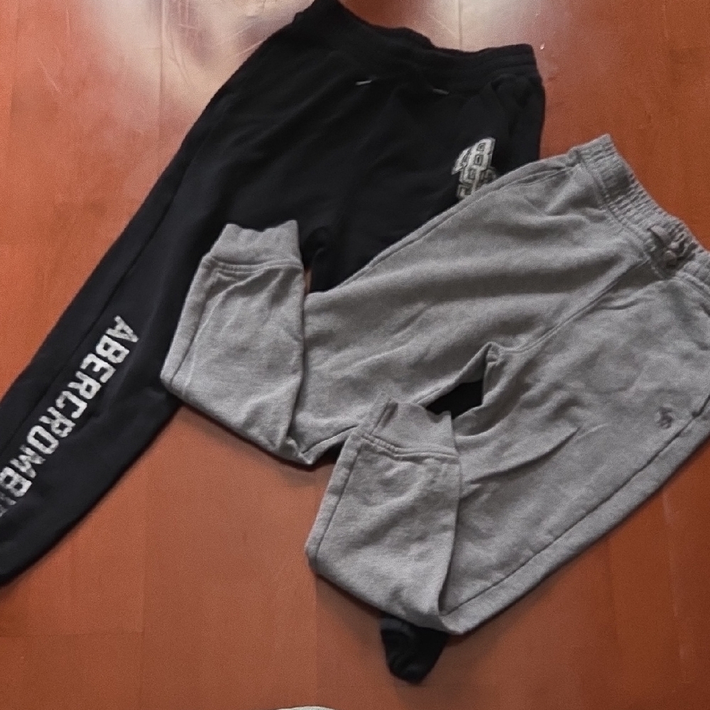 Abercrombie & Fitch Kids Black and Gray Sweatpants